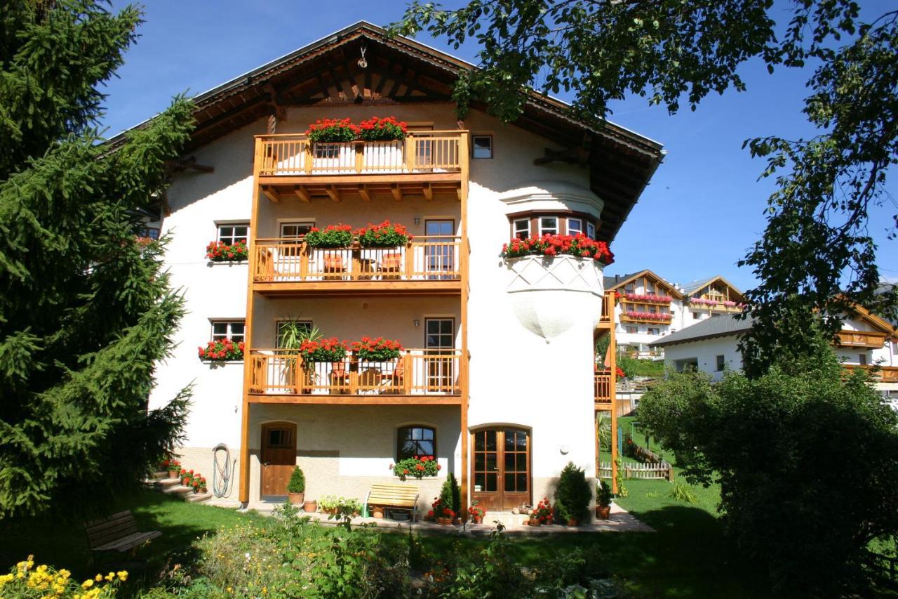 Lili'S Appartements Fiss Exterior foto